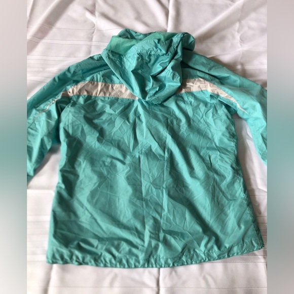 Wind River Aqua Hooded Rain Jacket - Picture 9 of 16